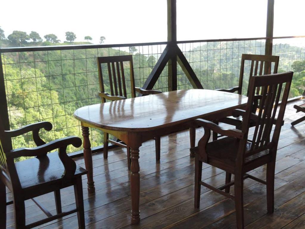 Mount Edge Guest House Port Antonio Buitenkant foto