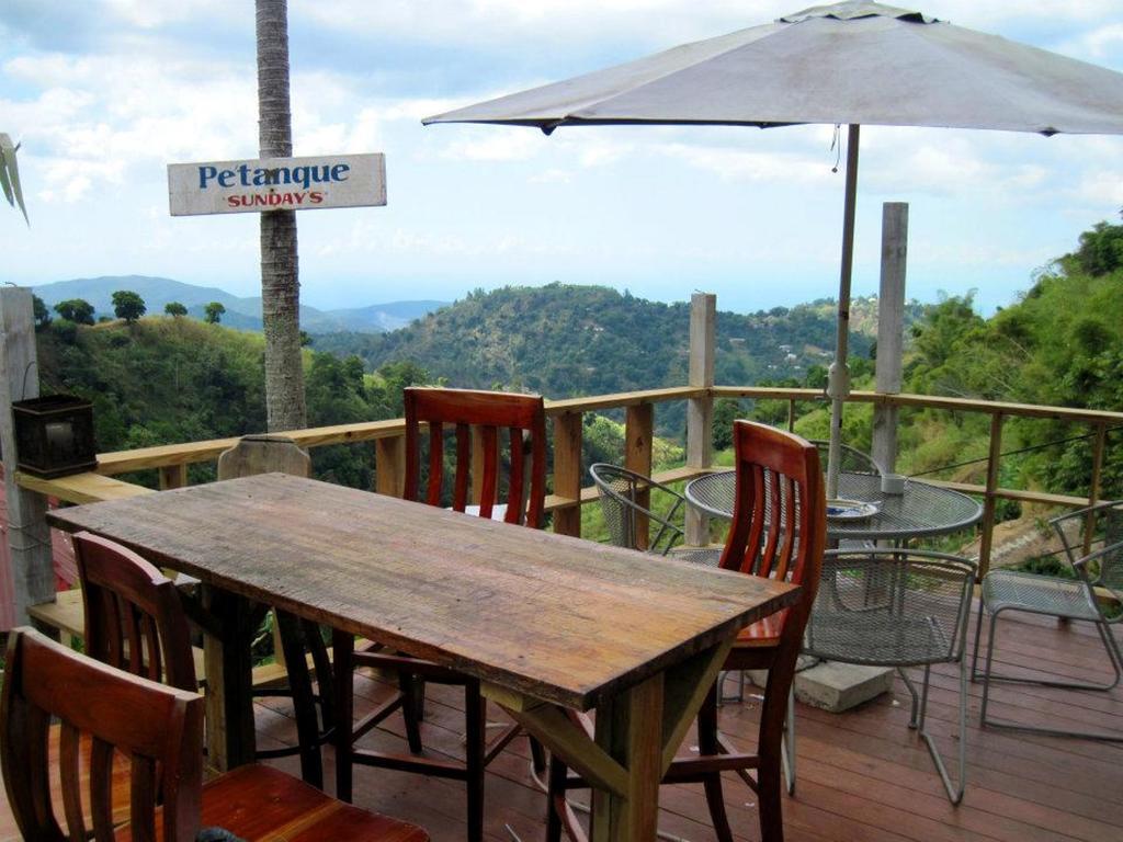 Mount Edge Guest House Port Antonio Buitenkant foto